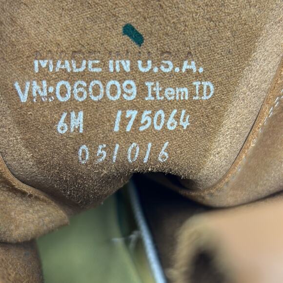 L.L. BEAN DUCK 8” WOMEN SIZE 6 BROWN TAN BOOT MADE IN USAT - Picture 8 of 9